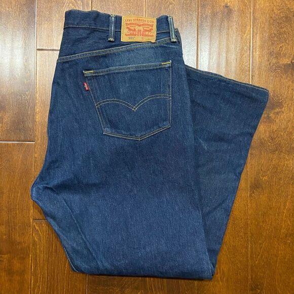Levi's 501 XX Classic Straight Leg Denim Blue Jeans Button Fly Mens Size 44 x 32 - Picture 10 of 10